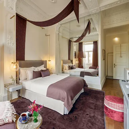 Mr Cas Taksim - Special Category Hotel 4*
