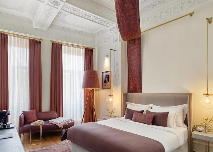 Mr Cas Taksim - Special Category 3* איסטמבול