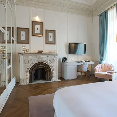 Mr Cas Taksim - Special Category 3*